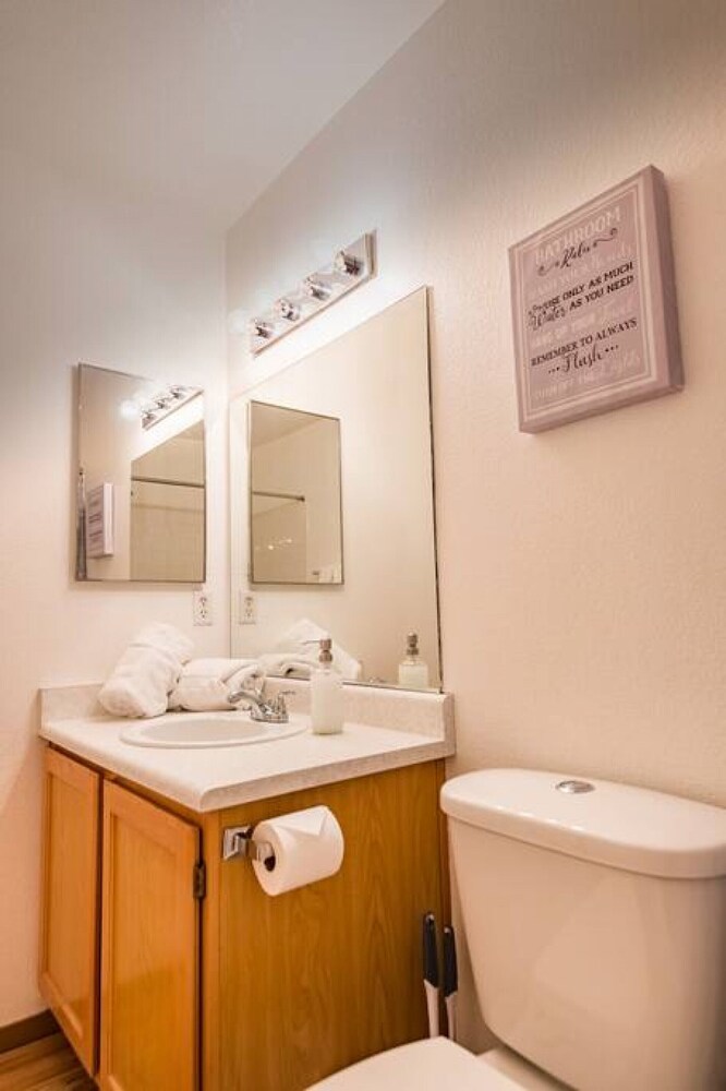 Drake · The great get away, comfortable, clean and quiet.