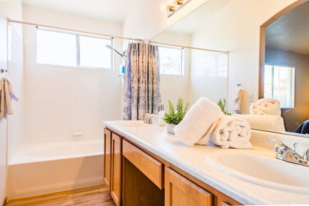 Drake · The great get away, comfortable, clean and quiet.