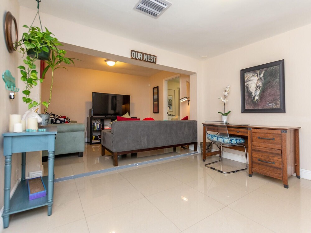 VACATION HOME CLOSE TO BEST PLACES IN MIAMI:DESIGN DISTRICT,WYNWOOD,MIAMI BEACH