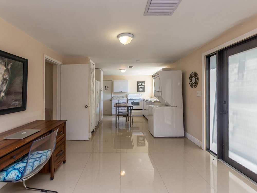 VACATION HOME CLOSE TO BEST PLACES IN MIAMI:DESIGN DISTRICT,WYNWOOD,MIAMI BEACH