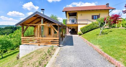 Awesome Home in Adamovec With 2 Bedrooms, Sauna and Wifi