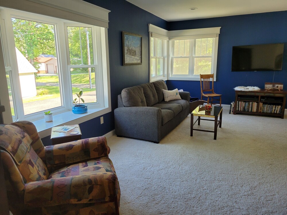 Charming Fort Ransom Getaway AU199 Deals & Reviews (Fort Ransom, USA