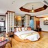 Seventeen Saloon Hotel