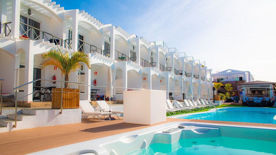 Vista Bonita - Gay Only Resort