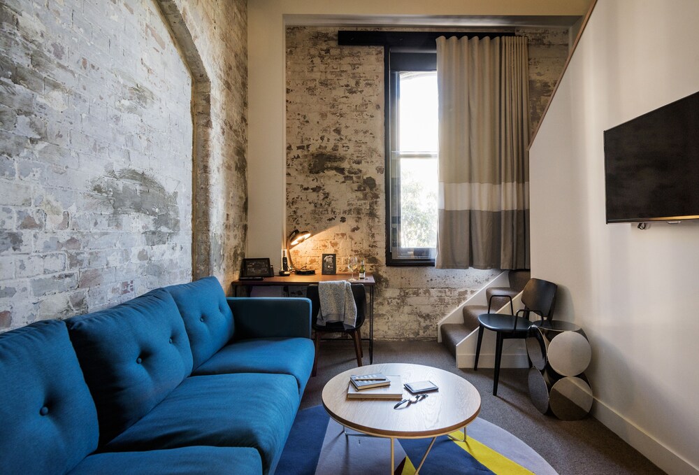 Room, The Woolstore 1888 by Ovolo