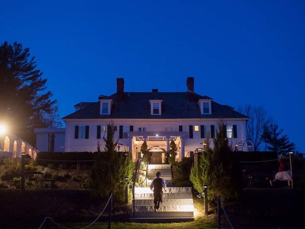 Windsor Mansion Inn In Windsor Best Rates Deals On Orbitz