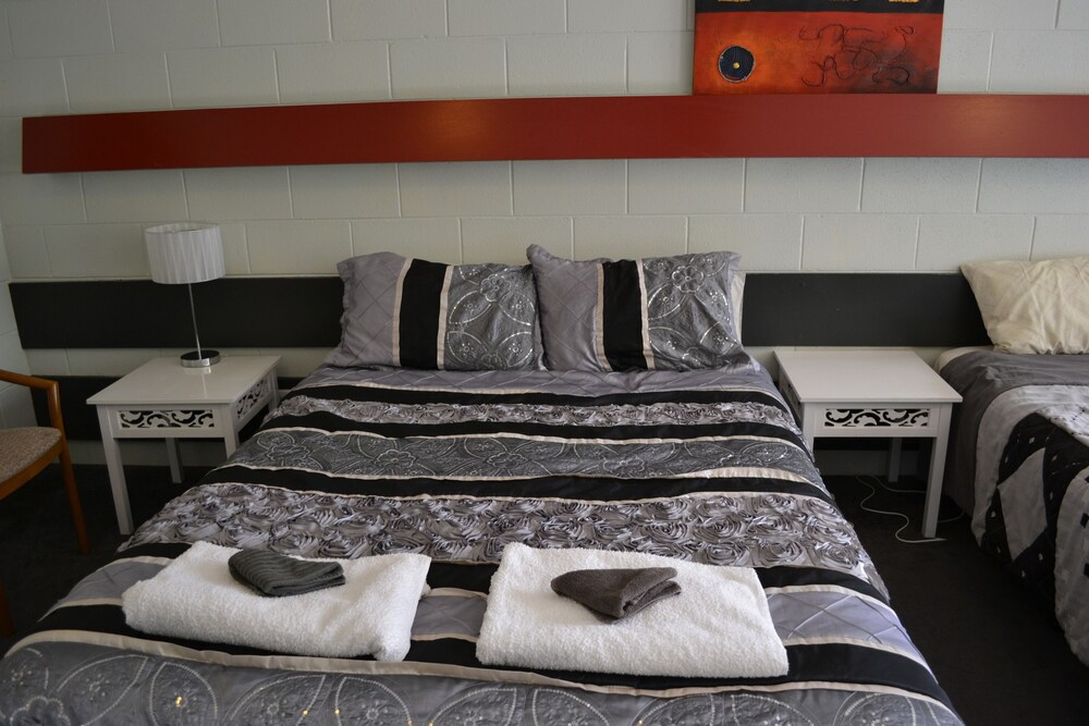 The Grampians Motel & The Views Restaurant