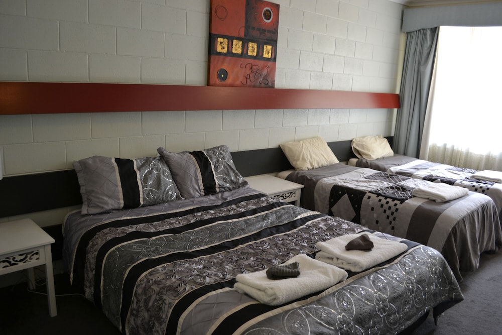 The Grampians Motel & The Views Restaurant