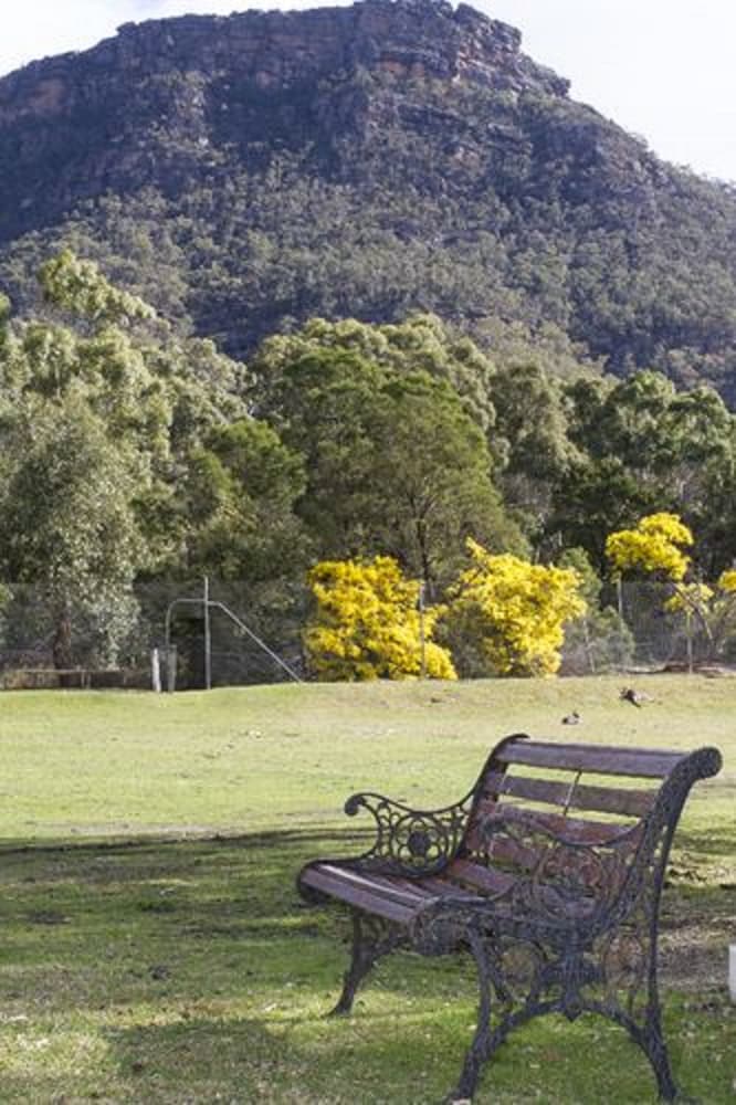 The Grampians Motel & The Views Restaurant