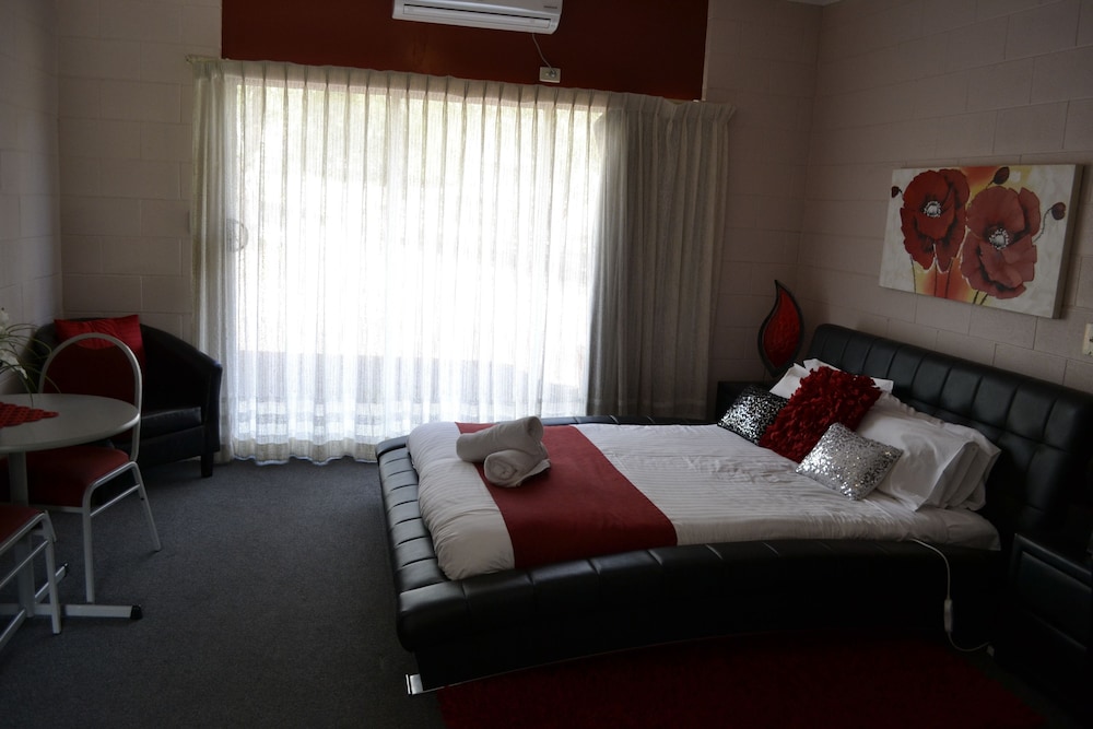 The Grampians Motel & The Views Restaurant