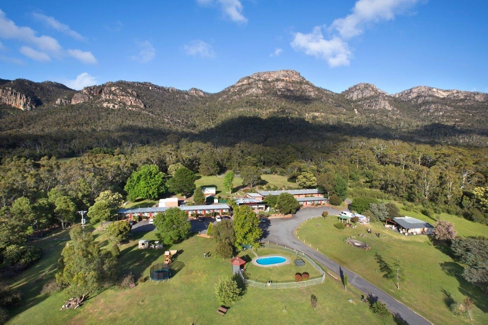 The Grampians Motel & The Views Restaurant