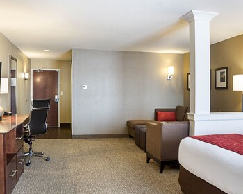 Comfort Suites Medical Center Fargo 2020 Room Prices Reviews