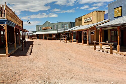 Great Place to stay Tombstone Monument Guest Ranch near Tombstone 