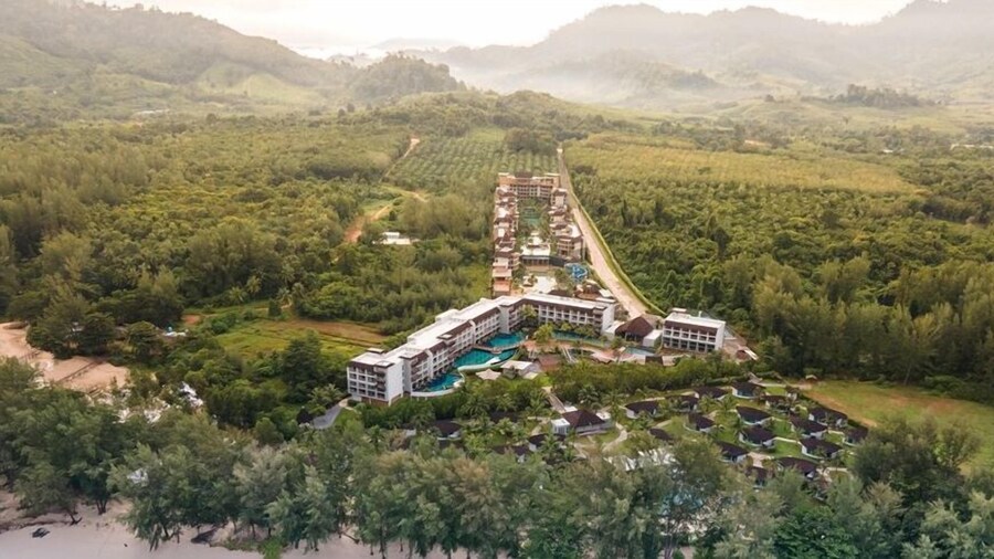 Mai Khao Lak Beach Resort and Spa