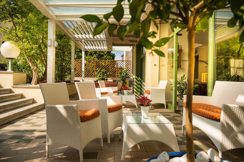Sky Pool Hotel Sole Garda Garda Vr Italien Sky Pool Hotel Sole Garda Garda Vr Italien