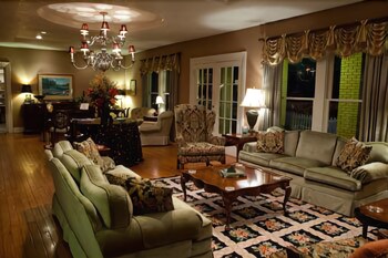 Inn On The River in Granbury, United States