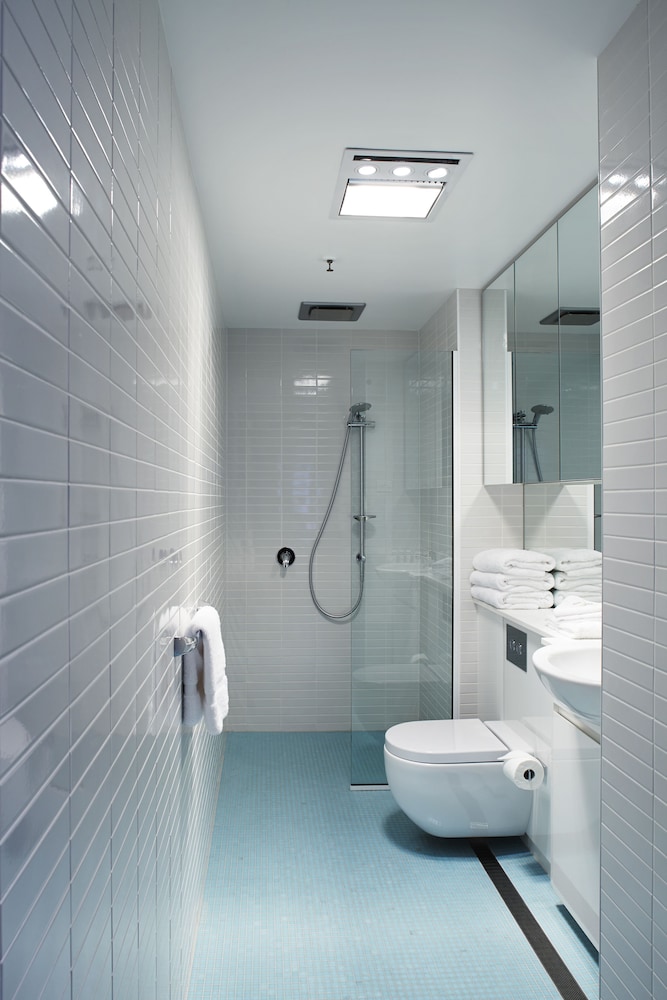 Salamanca Wharf Hotel
