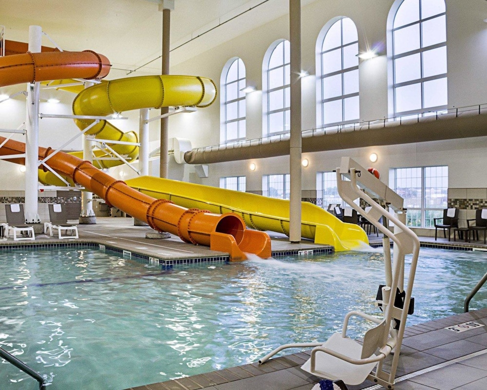 Piscina, Comfort Suites Minot