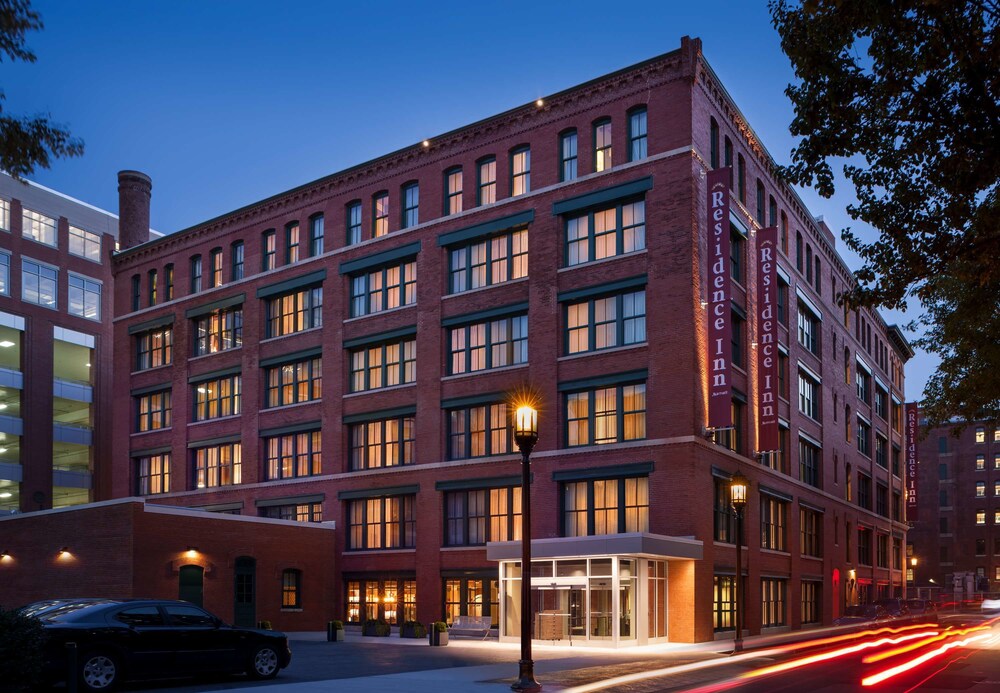 Residence Inn by Marriott Boston Downtown/Seaport in Boston | Hotel