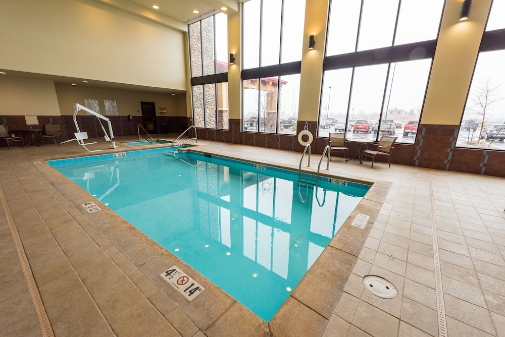 HOLIDAY INN EXPRESS® & SUITES BROWNING Browning MT 50 Museum Loop 59417