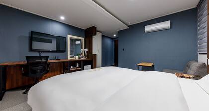 Rexhotel