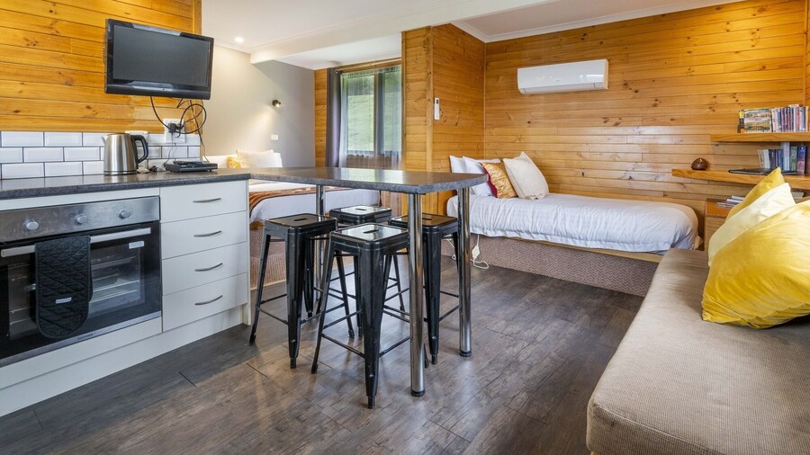 Mole Creek Cabins