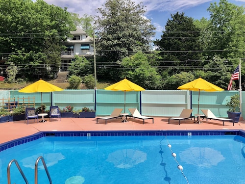 Hotels Near Magic Springs And Crystal Falls Hot Top 10 Recent Magic Springs And Crystal Falls Hotel Reviews By Fellow Wanderers