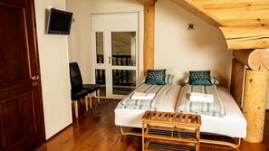 Individually decorated, individually furnished, linens
