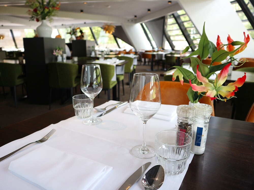 Van der Valk Hotel Drachten i Drachten : priser ...