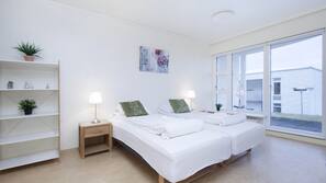 Schallisolierte Zimmer, kostenlose Babybetten, kostenloses WLAN