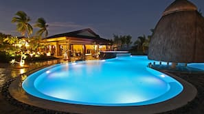 Outdoor pool, pool umbrellas, sun loungers