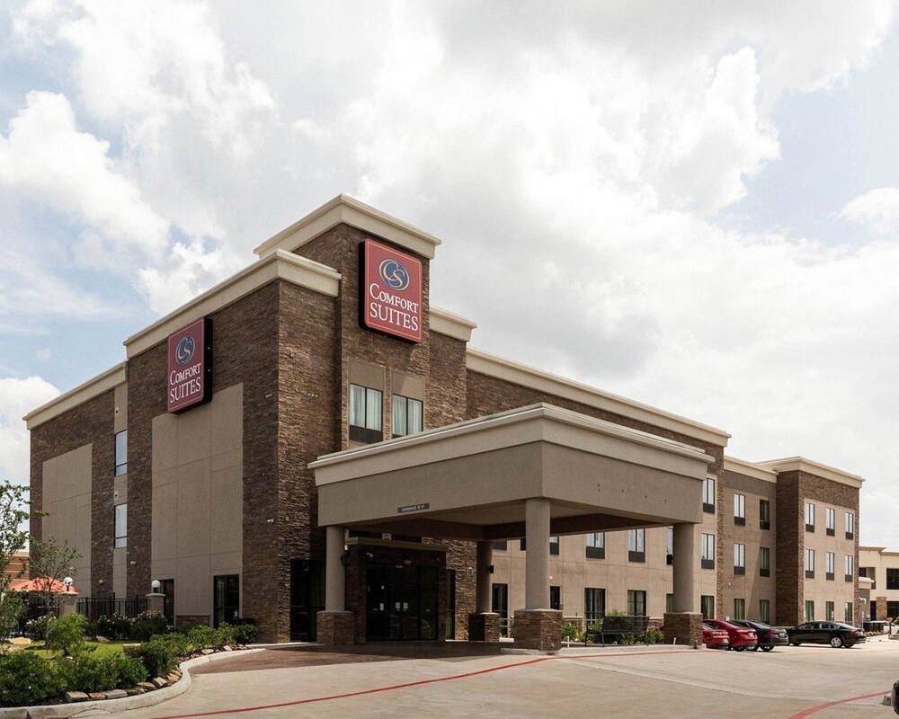 Comfort Suites Houston Iah Airport Beltway 8 Hotel In Houston Tx
