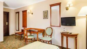 Memory foam beds, minibar, in-room safe, desk