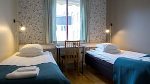 Sängtillbehör av högsta kvalitet, unika möbler och skrivbord