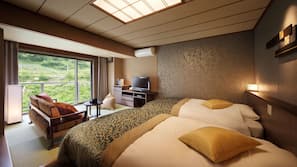 In-room safe, laptop workspace, free WiFi