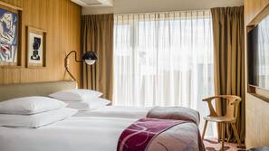 1 Schlafzimmer, Allergikerbettwaren, Daunenbettdecken, Zimmersafe