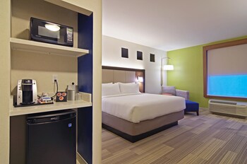 Holiday Inn Express Hotel & Suites Phoenix North Scottsdale