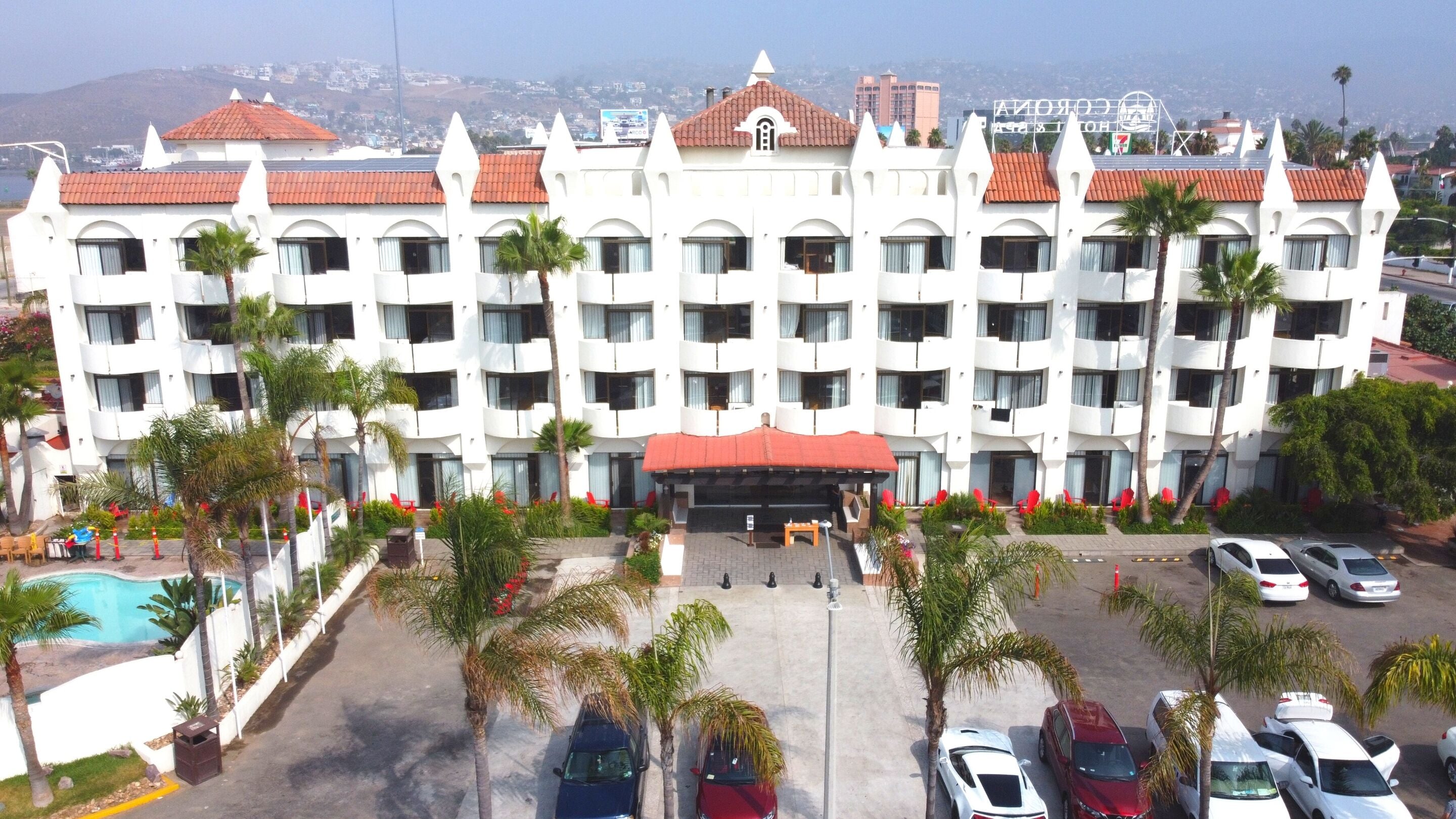 Corona Hotel & Spa