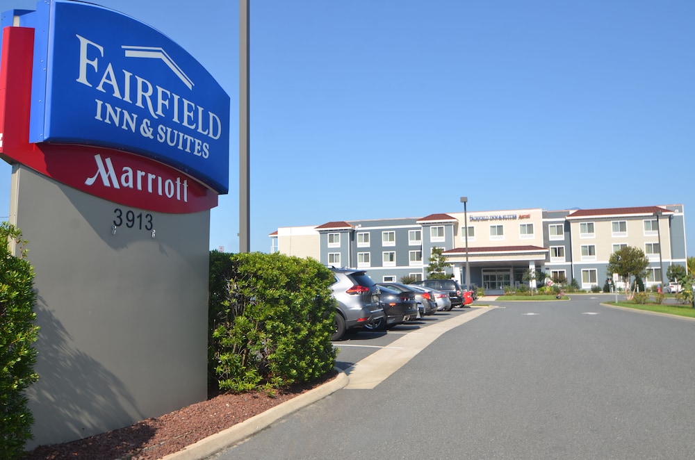 Fairfield Inn & Suites by Marriott Chincoteague Island Waterfront in