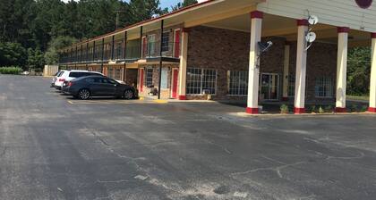 Jeffersonian Motor Inn