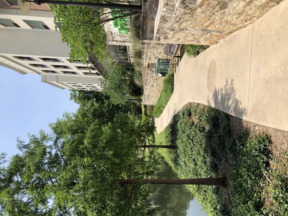 Wyndham Garden San Antonio Riverwalk Museum Reach In San Antonio Hotel Rates Reviews On Orbitz