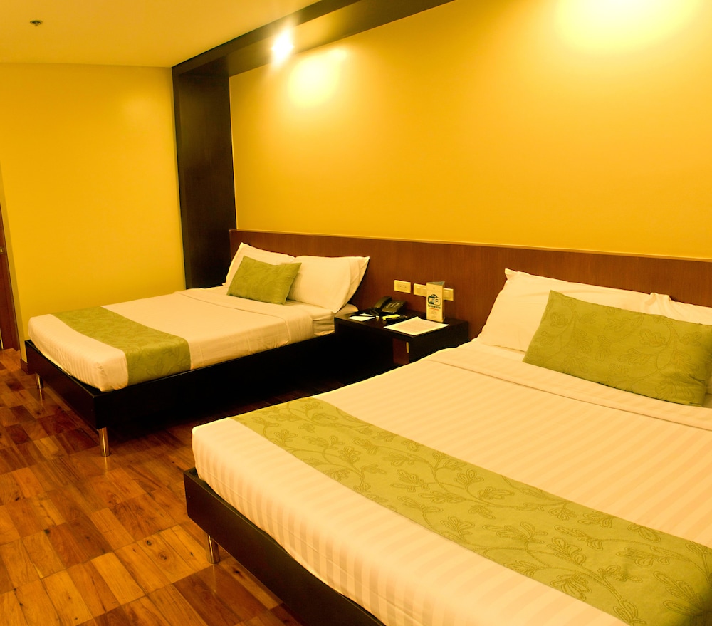 El Cielito Hotel - Sta. Rosa in Santa Rosa | Best Rates & Deals on Orbitz