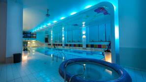 Piscine couverte