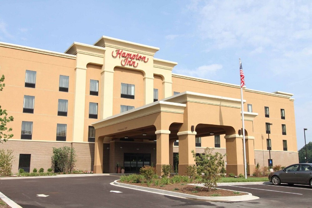 Hampton Inn Huntington University Area, Huntington 101 Room Prices