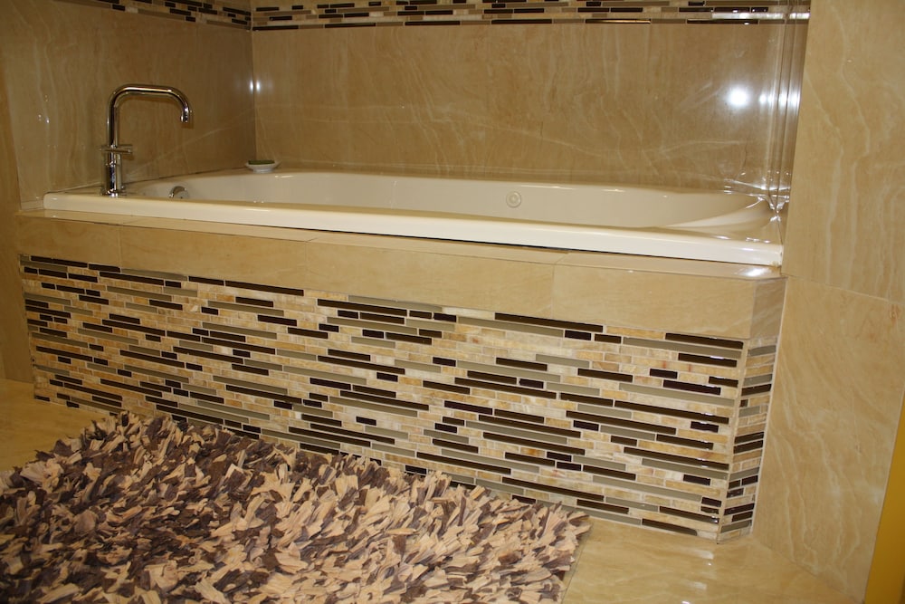 Marble Waters Hotel & Suites