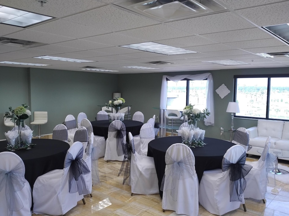 Marble Waters Hotel & Suites