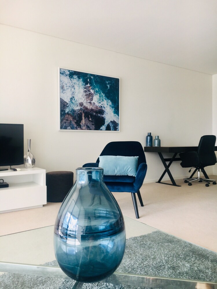 Wyndel Apartments - The Mint
