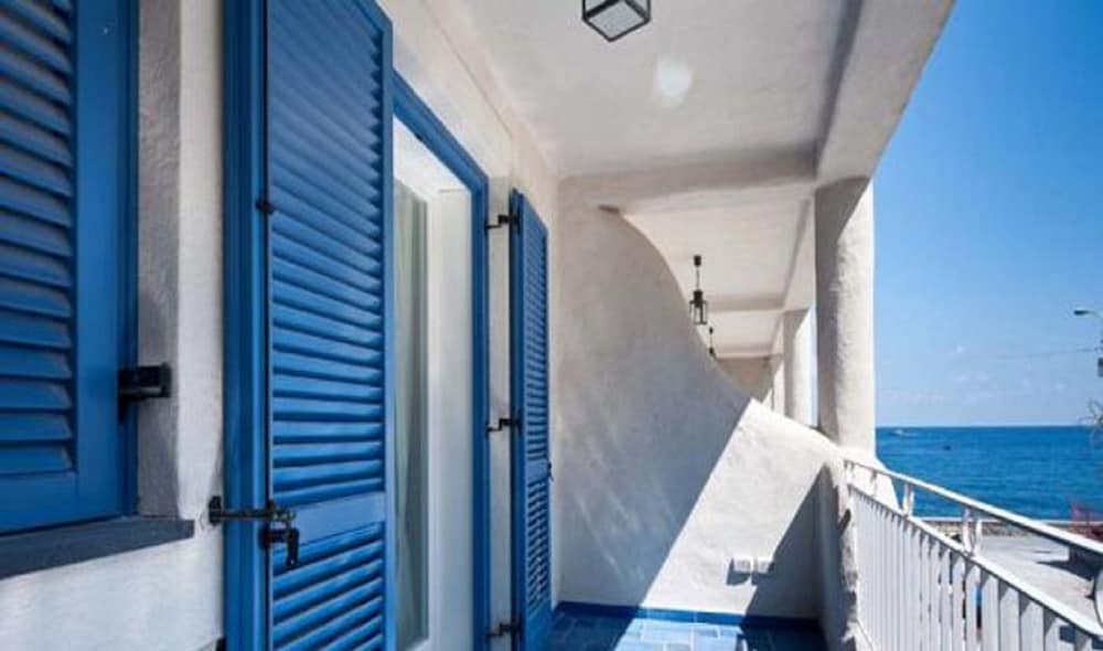 Photo - NerOssidiana