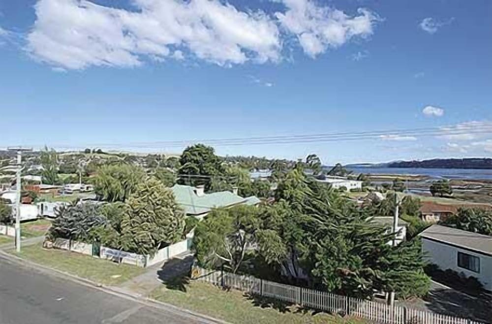 Triabunna Cabin and Caravan Park