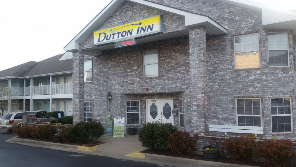 Dutton Inn (Branson, USA) | AARP® Travel Center